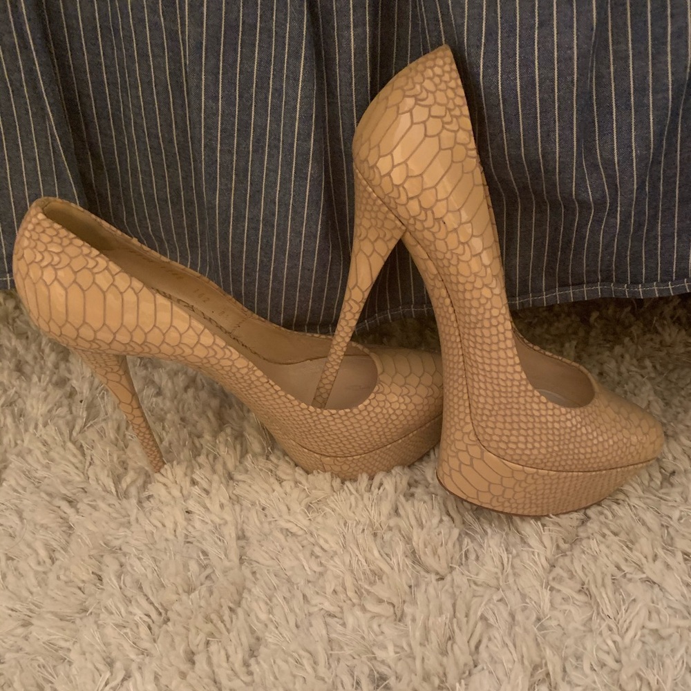 Snake casadei heels